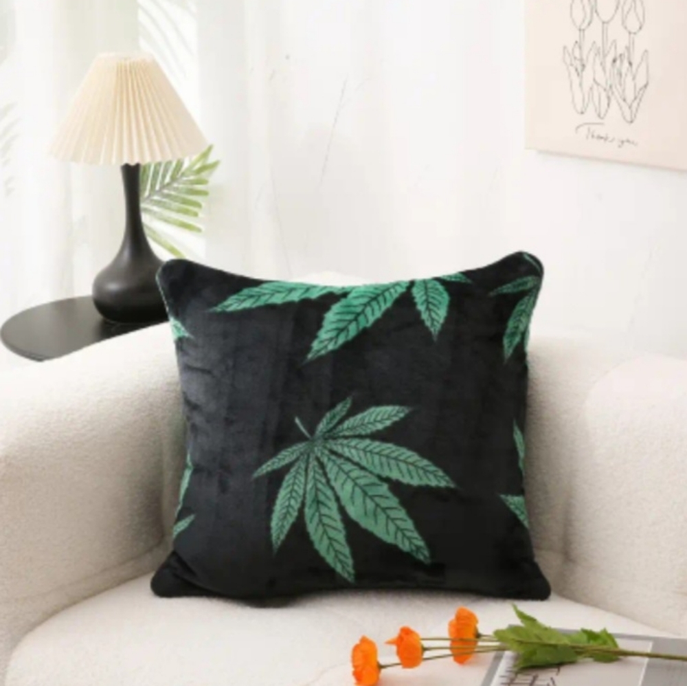 pot leaf pillow cases Set Of 3 - Picture 2 of 4